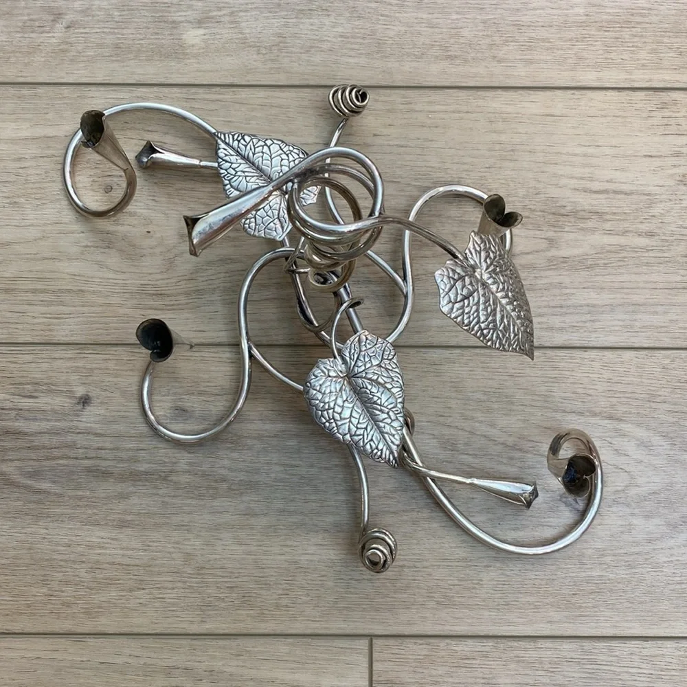 Art‎ Nouveau Lily Candle Holder
